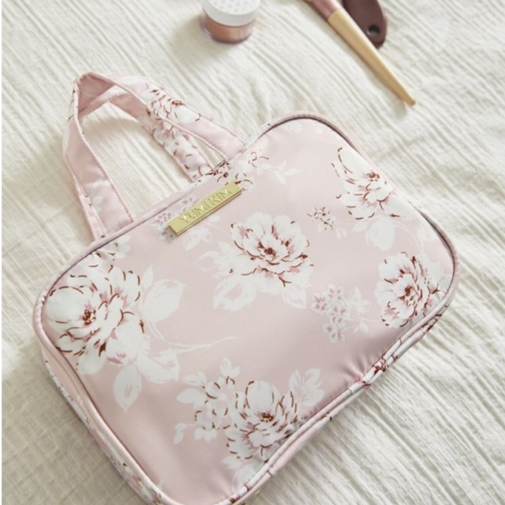 Yumi Kim Toiletry Bag - Picture 1 of 8